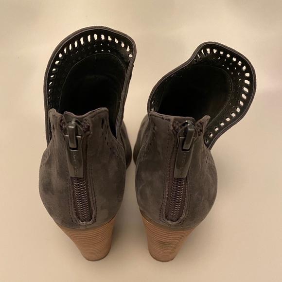 Vince Camuto Gray Nubuck Suede Ankle booties - Picture 5 of 5
